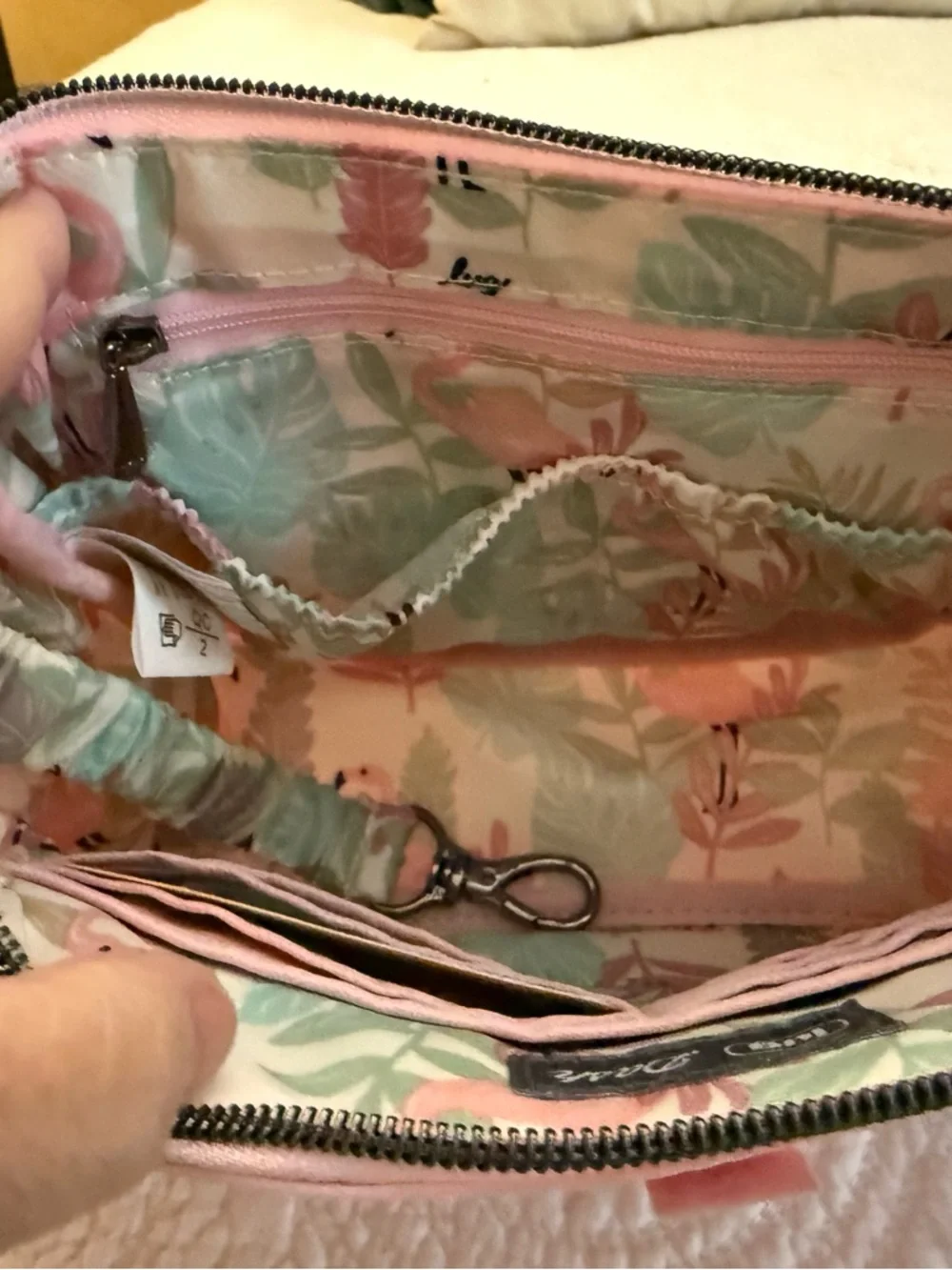 Lug “Dash” Pink Quilted Crossbody Bag with Front Zip Pocket - Picture 3 of 4
